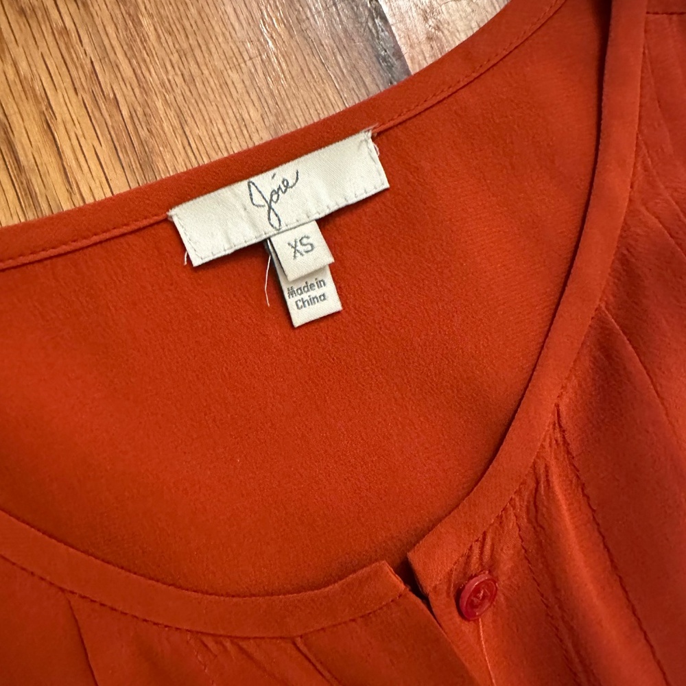 Joie Rust Silk Blouse - XS - Picture 2 of 4